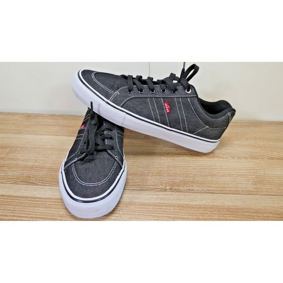 Levi's Other - LEVI'S Mens Black  Round Toe Platform Sneakers Shoes 10